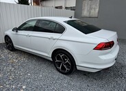 Volkswagen Passat 10