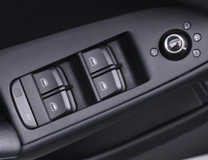 Audi A4 16