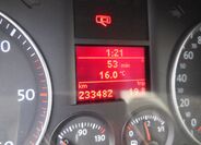 Volkswagen Touran 8