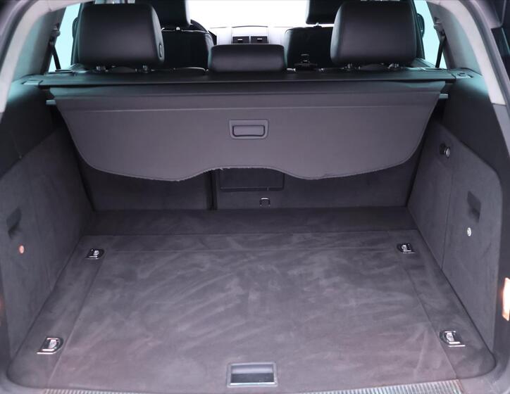Volkswagen Touareg 10