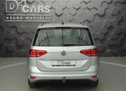 Volkswagen Touran 4