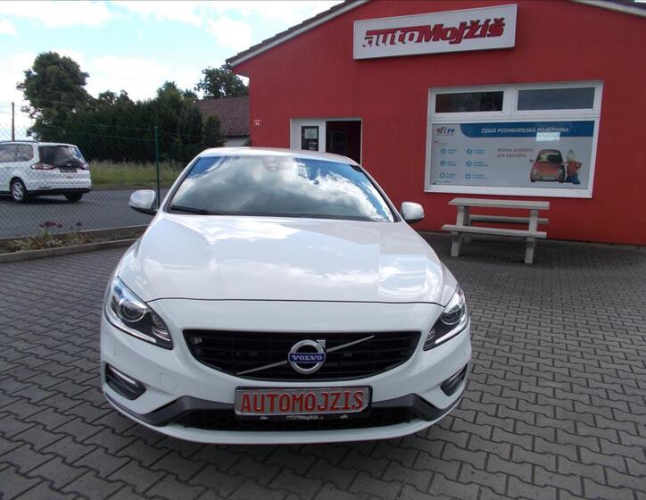 Volvo S60 2