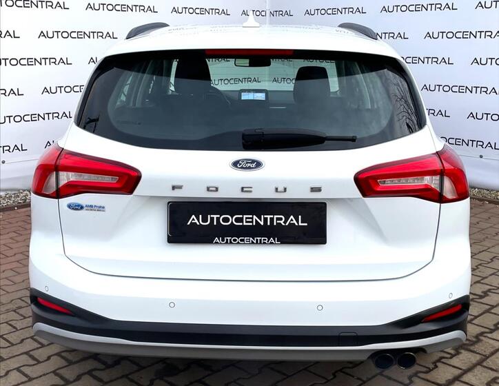 Ford Focus 5