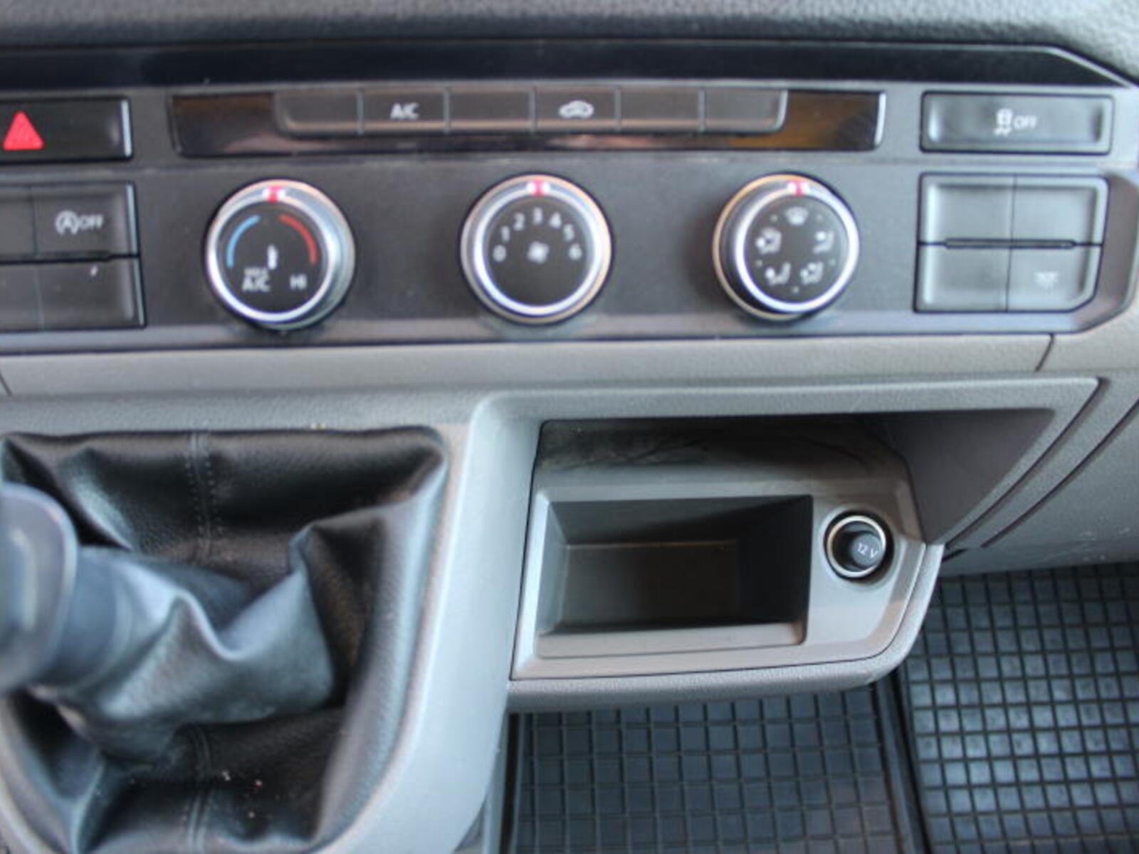 Volkswagen Crafter 18