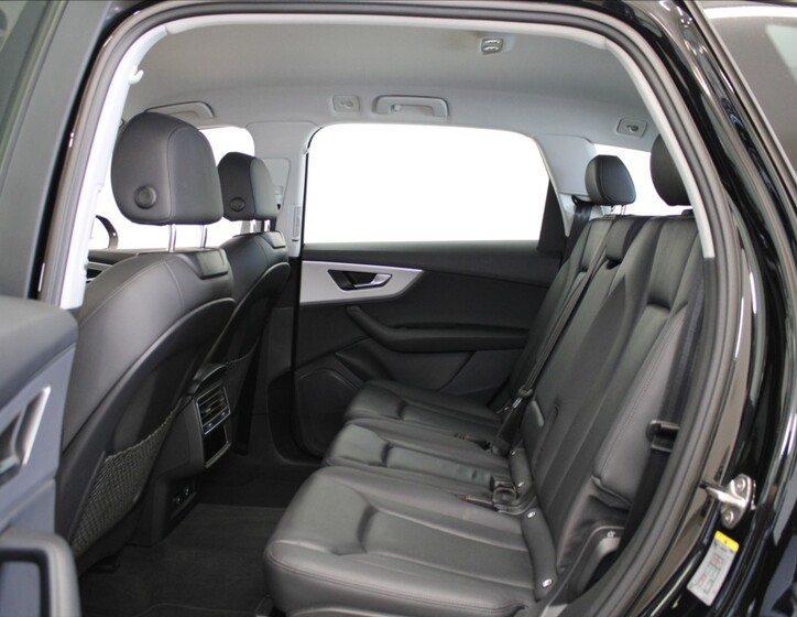 Audi Q7 7