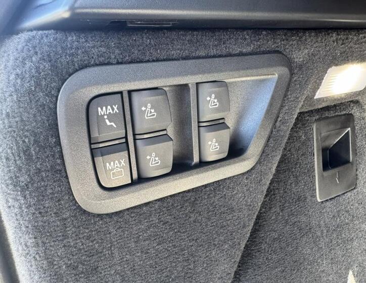 BMW X7 31