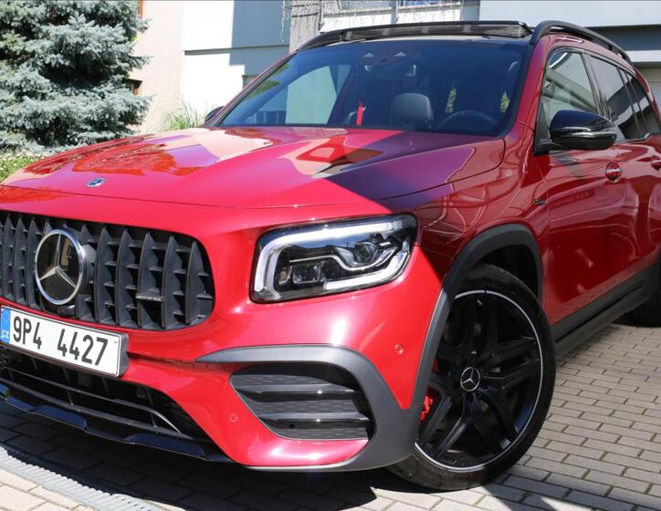 Mercedes-Benz GLB 13