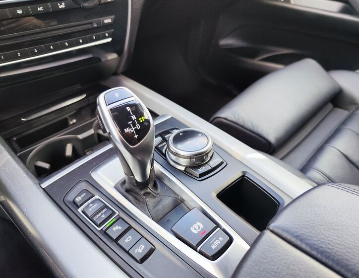 BMW X5 25