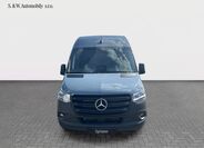Mercedes-Benz Sprinter 2