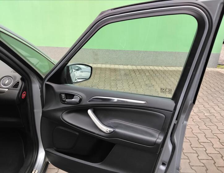 Ford S-MAX 22