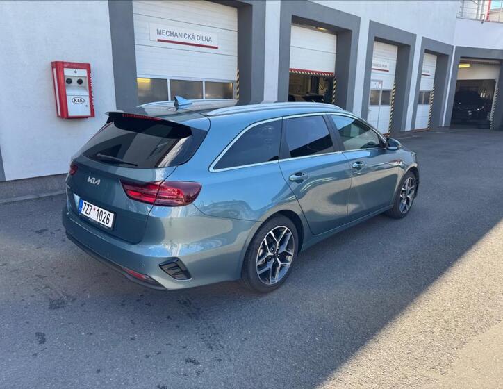 KIA Ceed 5