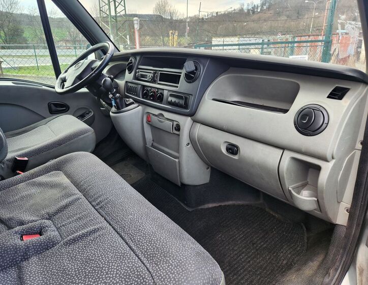 Opel Movano 10