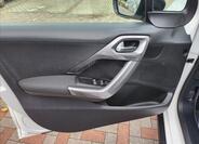 Peugeot 2008 13