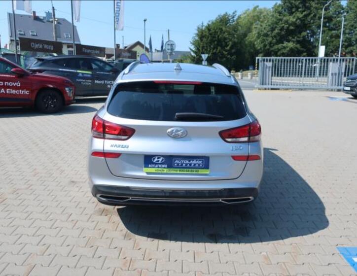 Hyundai i30 6