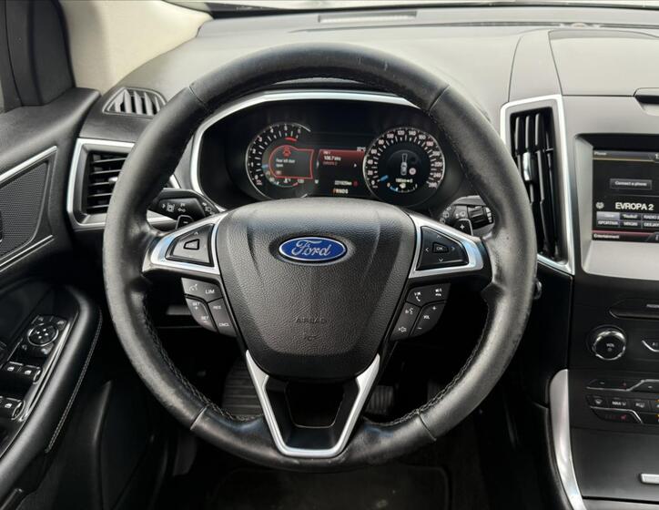 Ford Edge 8