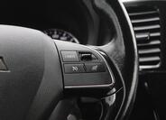 Mitsubishi Outlander 15