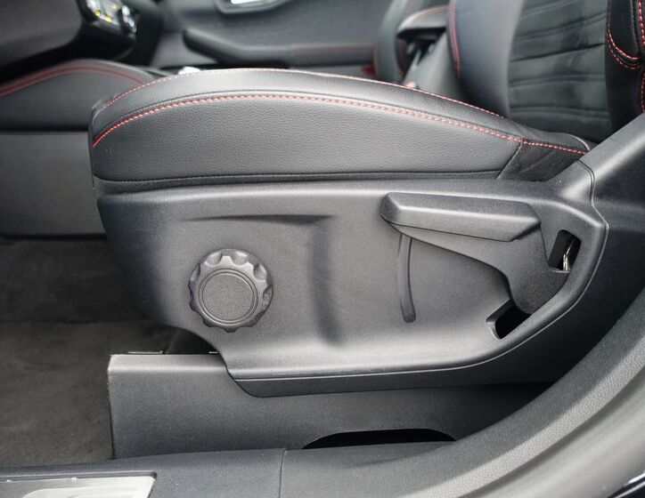 Ford Kuga 25