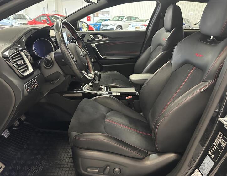 KIA ProCeed 17
