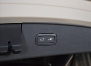 Volvo EX90 14