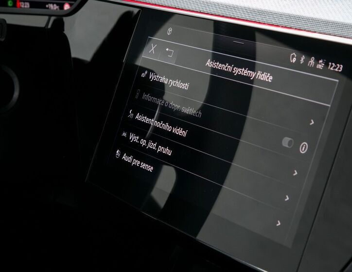 Audi e-tron 38
