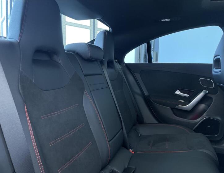 Mercedes-Benz CLA 19