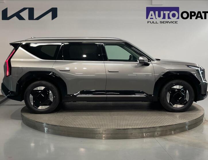 KIA EV9 6