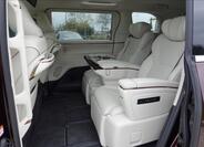 Lexus LM 350h 12