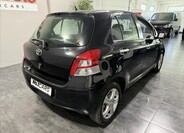 Toyota Yaris 5