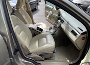 Volvo XC70 14