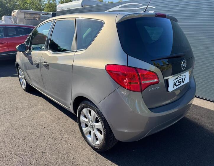 Opel Meriva 9