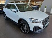Audi Q2 3