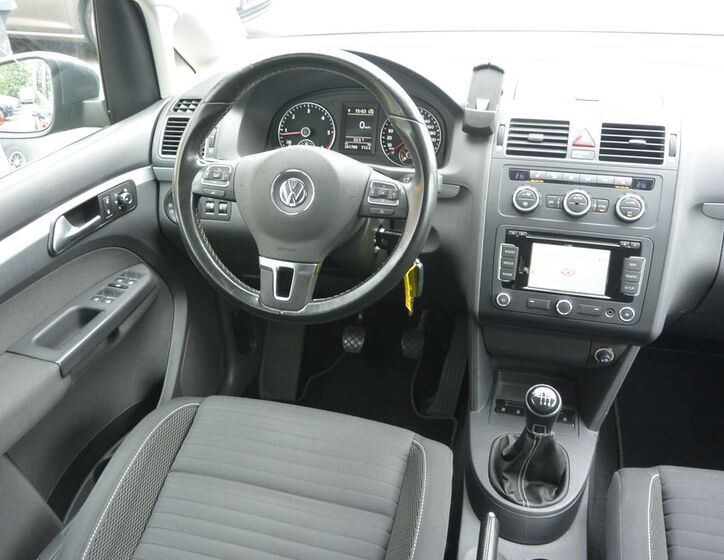 Volkswagen Touran 7