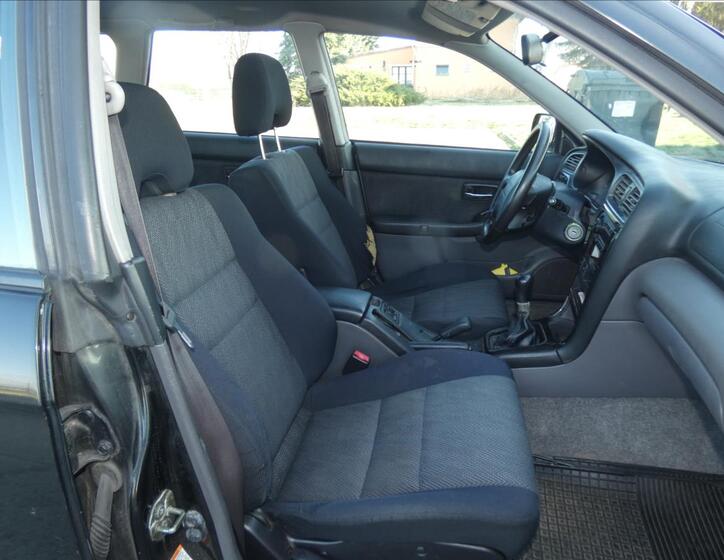 Subaru Legacy 11