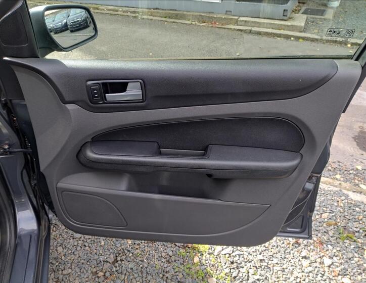 Ford Focus 17