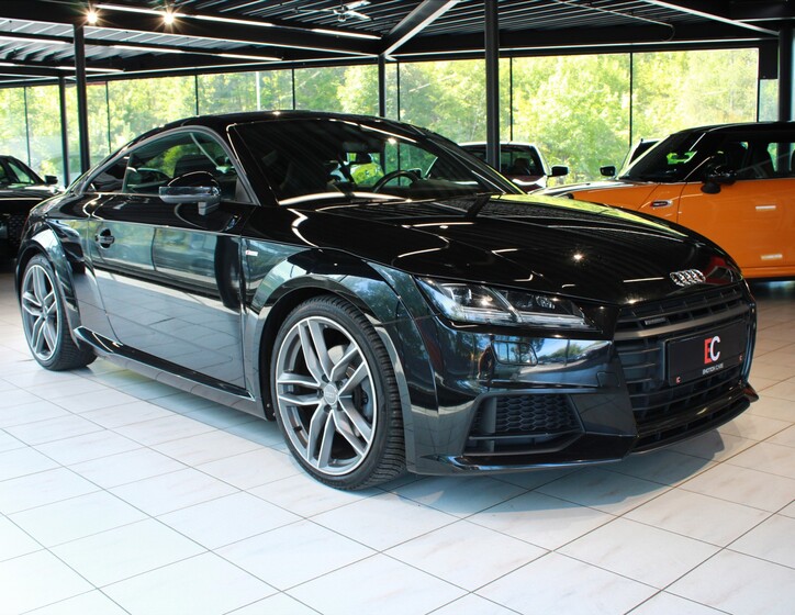 Audi TT 1