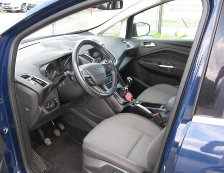 Ford Grand C-MAX 6