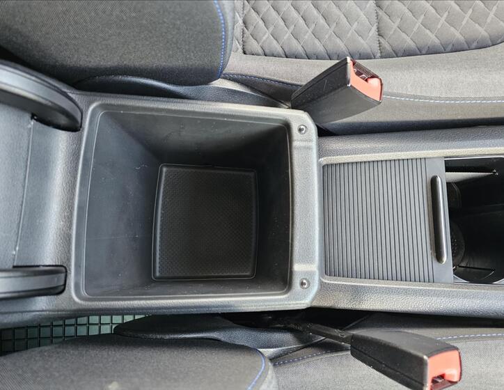 Volkswagen Golf Sportsvan 37