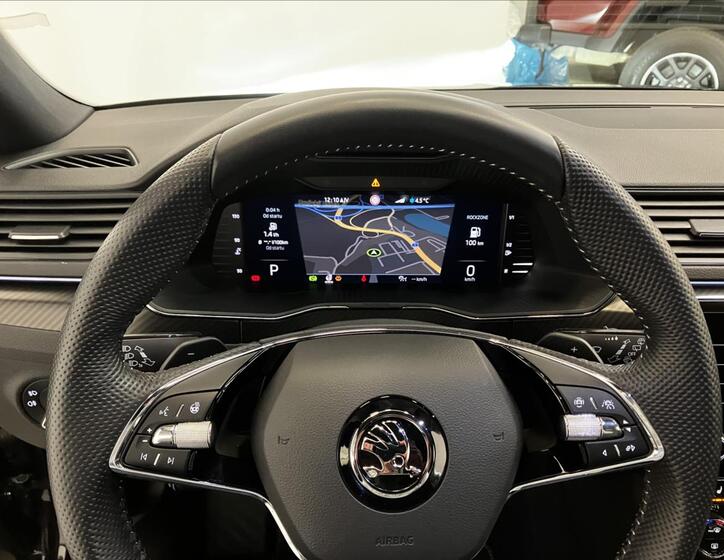 Škoda Superb 13