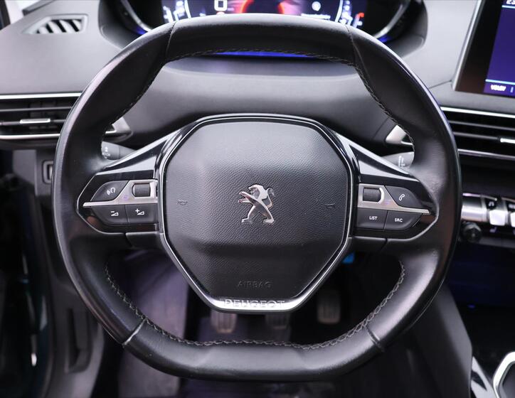 Peugeot 5008 19