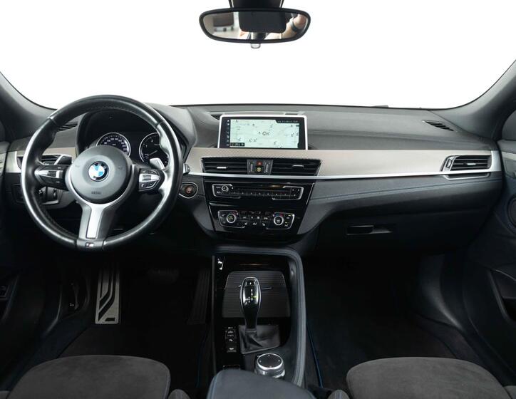 BMW X2 21