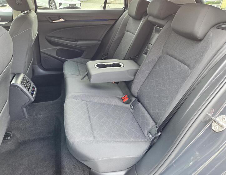 Volkswagen Golf 10