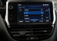 Peugeot 208 18