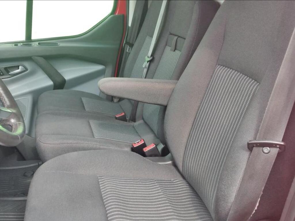 Ford Transit Custom 16