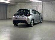 Toyota Yaris 5