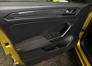 Volkswagen T-Roc 14