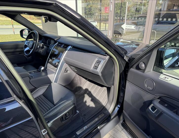 Land Rover Discovery 18