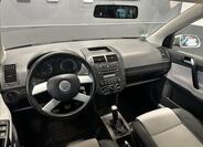 Volkswagen Polo 22