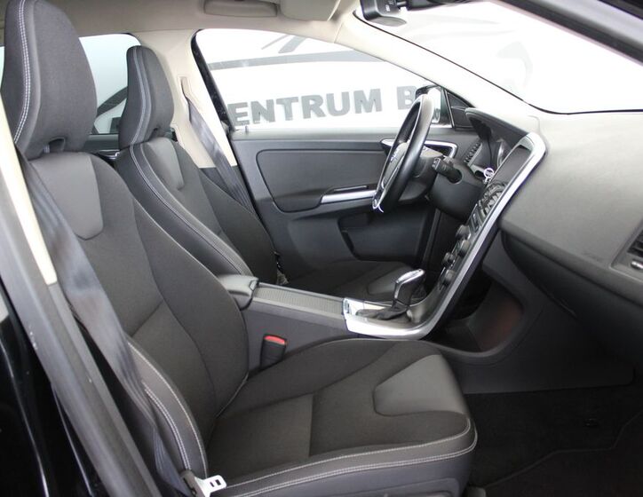 Volvo XC60 7