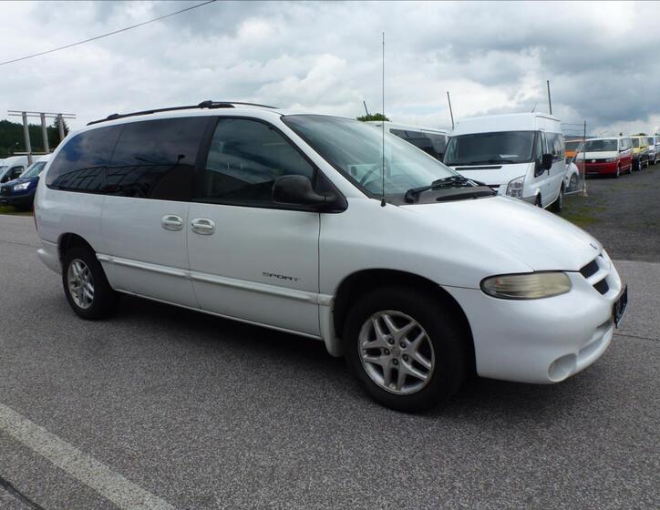 Dodge Grand Caravan 5