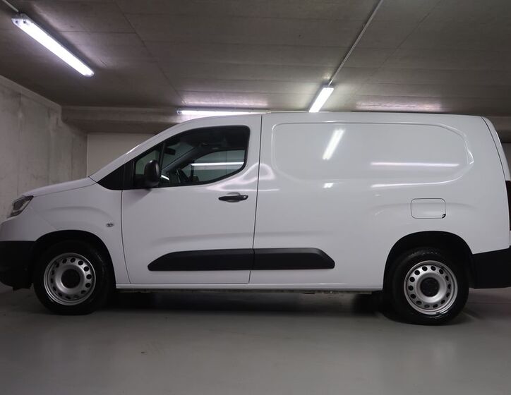 Toyota ProAce 8